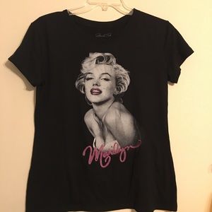 Marilyn Monroe short sleeve black T shirt 1X